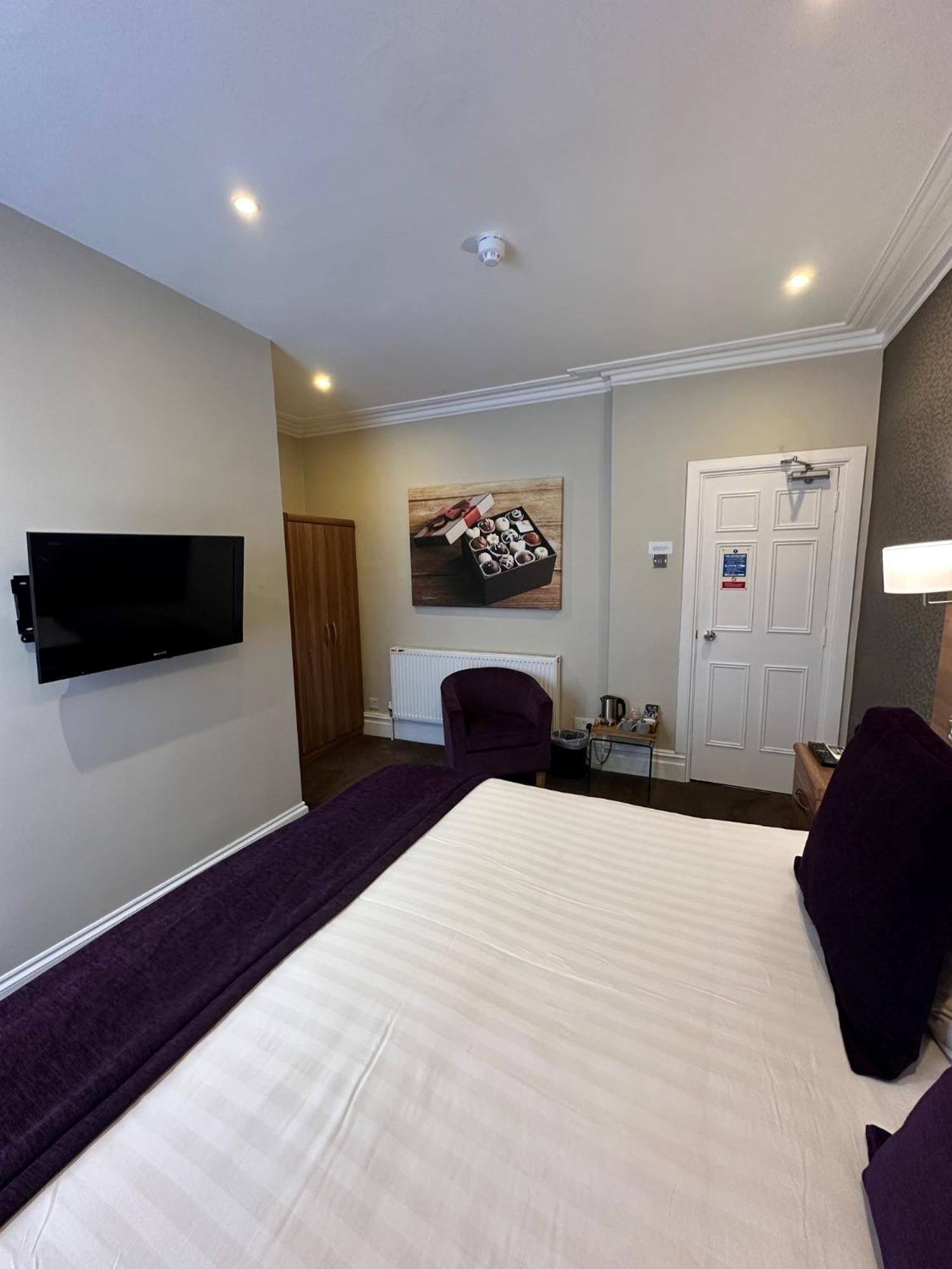 The Chocolate Box Hotel 4*